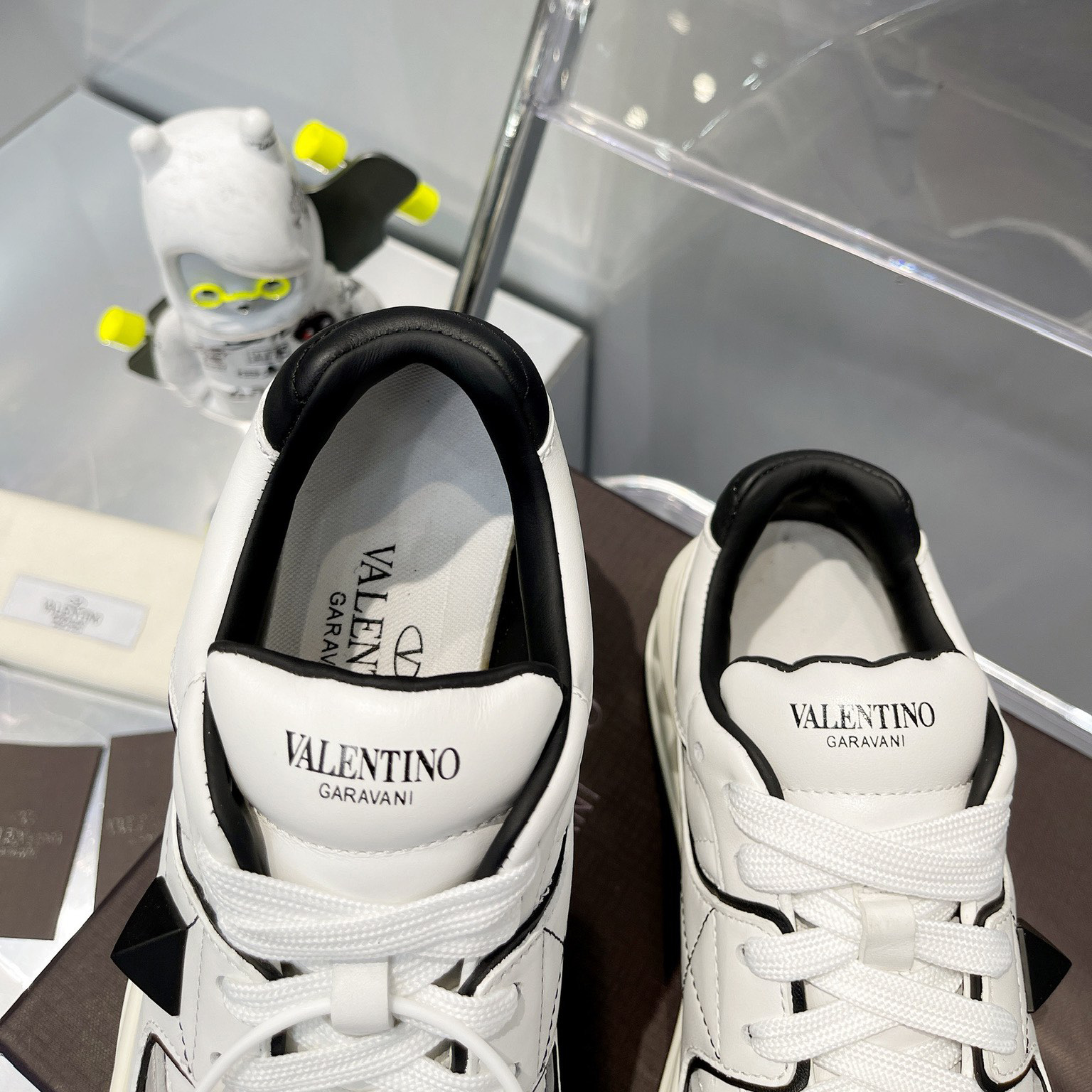 Valenti One Stud Low-Top Calfskin Sneaker - DopestKickz