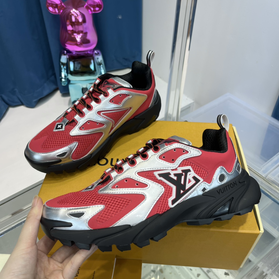 Louis Vuitton  LV Runner Tatic Sneaker     1AA39A - DopestKickz