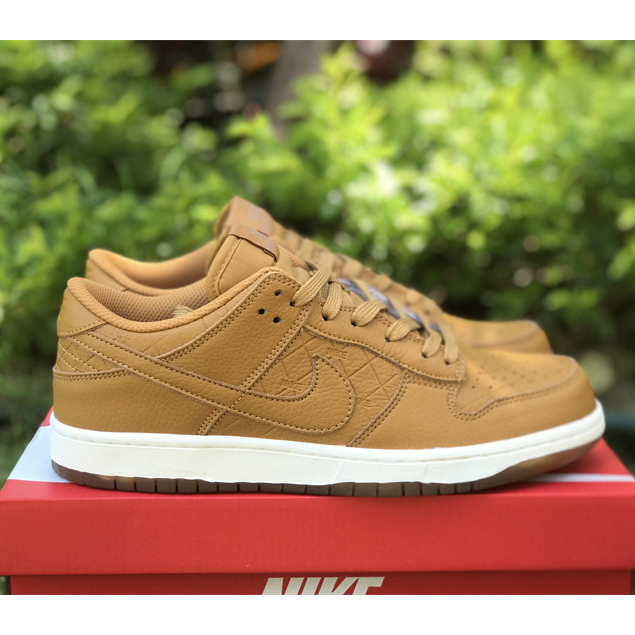 Nike SB Zoom Dunk Low Sneaker  DX3374-700 - DopestKickz