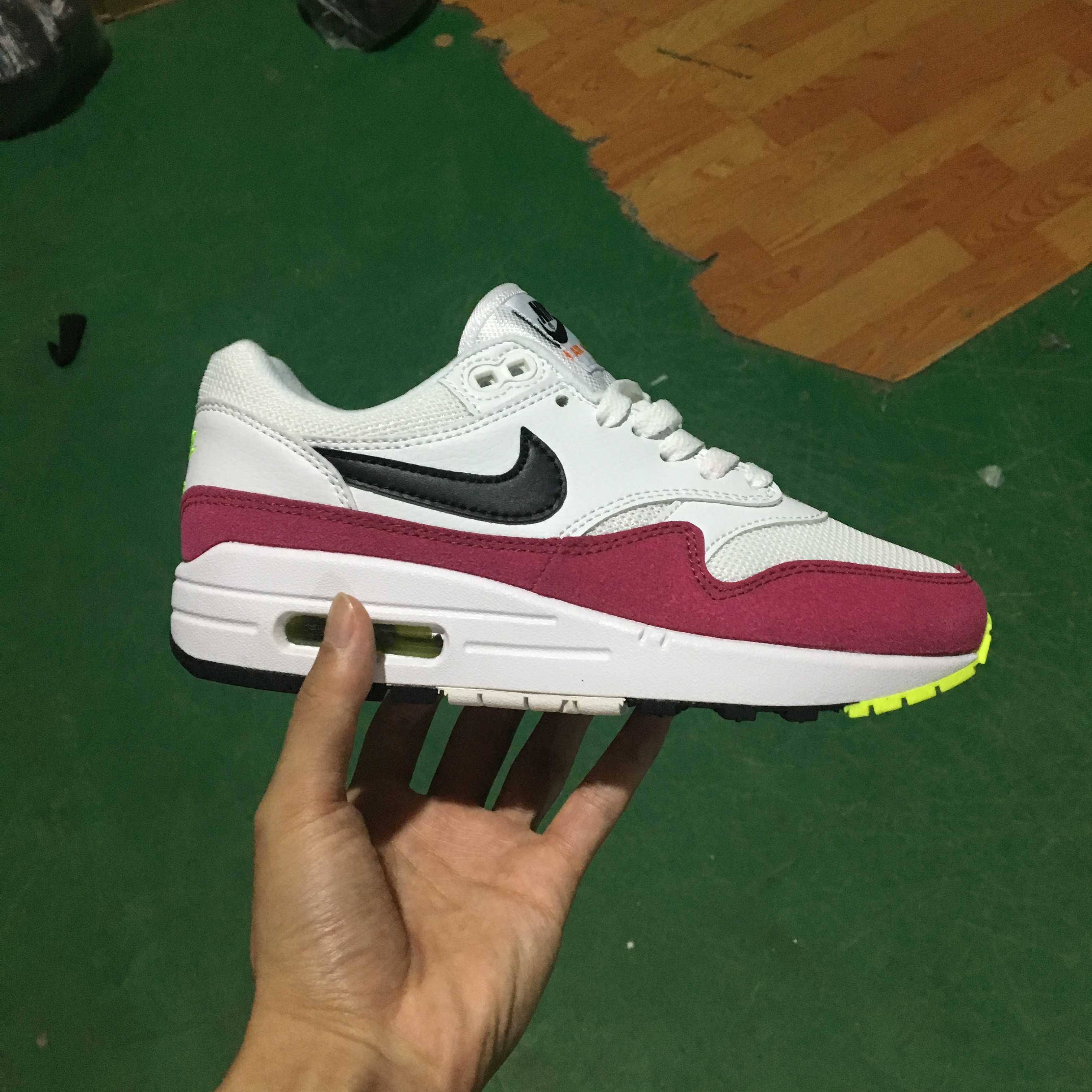 Nike Air Max 1 Premium Sneaker - DopestKickz