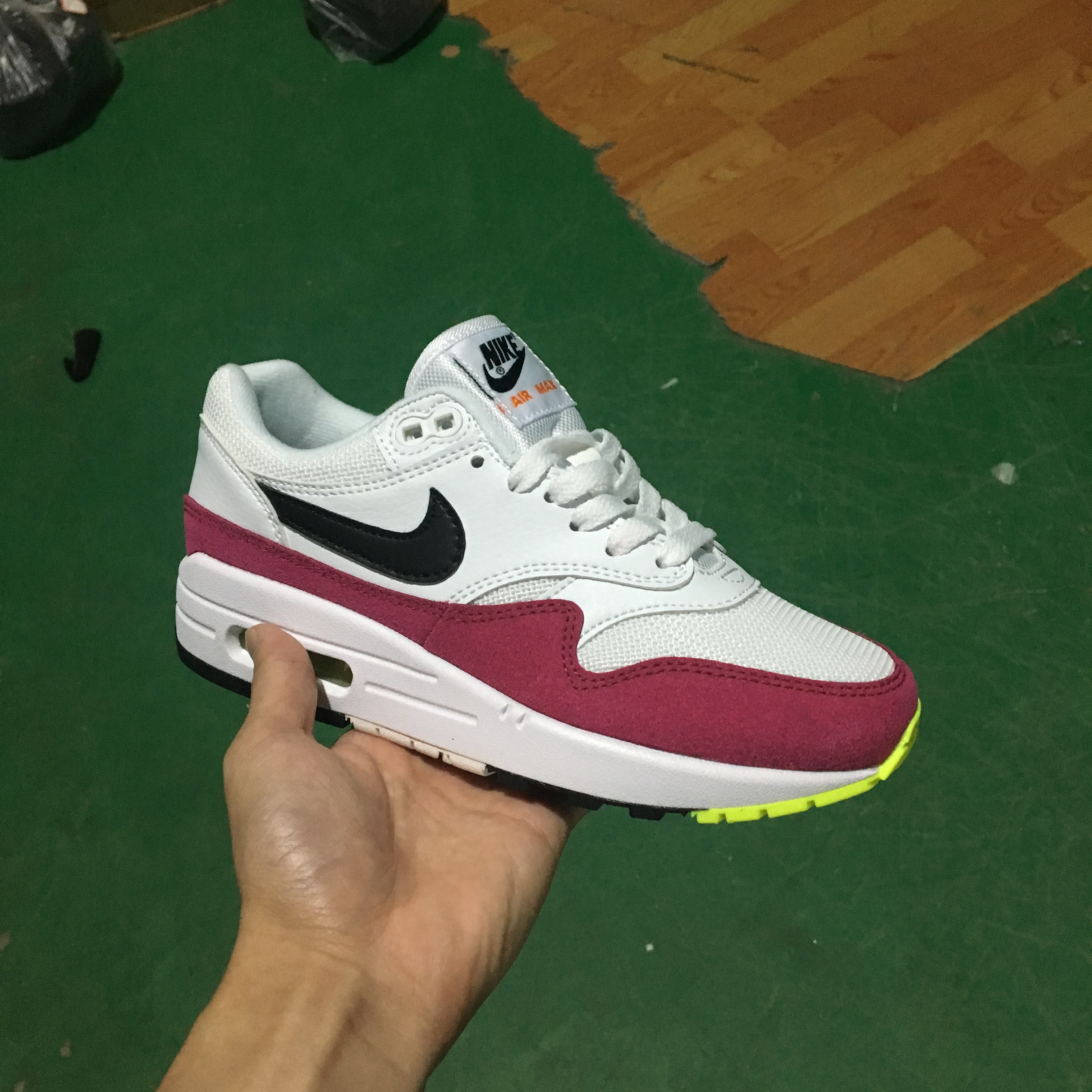 Nike Air Max 1 Premium Sneaker - DopestKickz