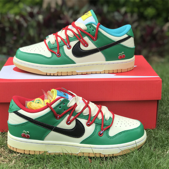 Nike Dunk  Low Sneaker    DH0952-100 - DopestKickz