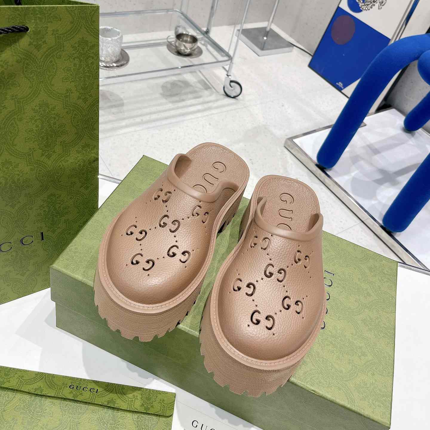 Gucci Women's GG Slip-On Sandal - DopestKickz