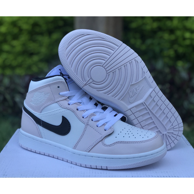 Air Jordan 1 Mid  Sneaker      BQ6472-500 - DopestKickz