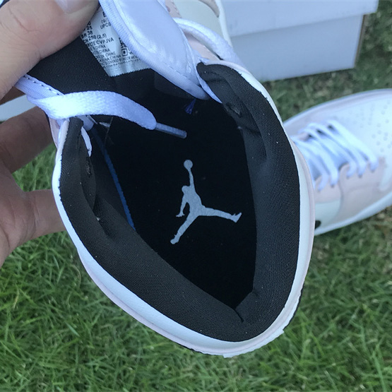 Air Jordan 1 Mid  Sneaker      BQ6472-500 - DopestKickz
