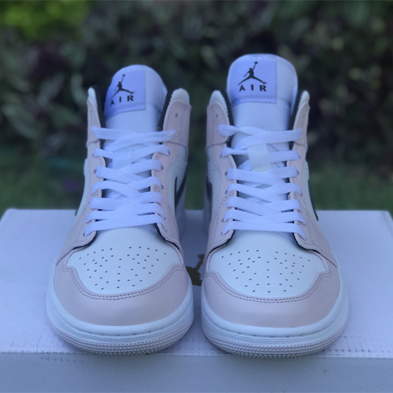 Air Jordan 1 Mid  Sneaker      BQ6472-500 - DopestKickz