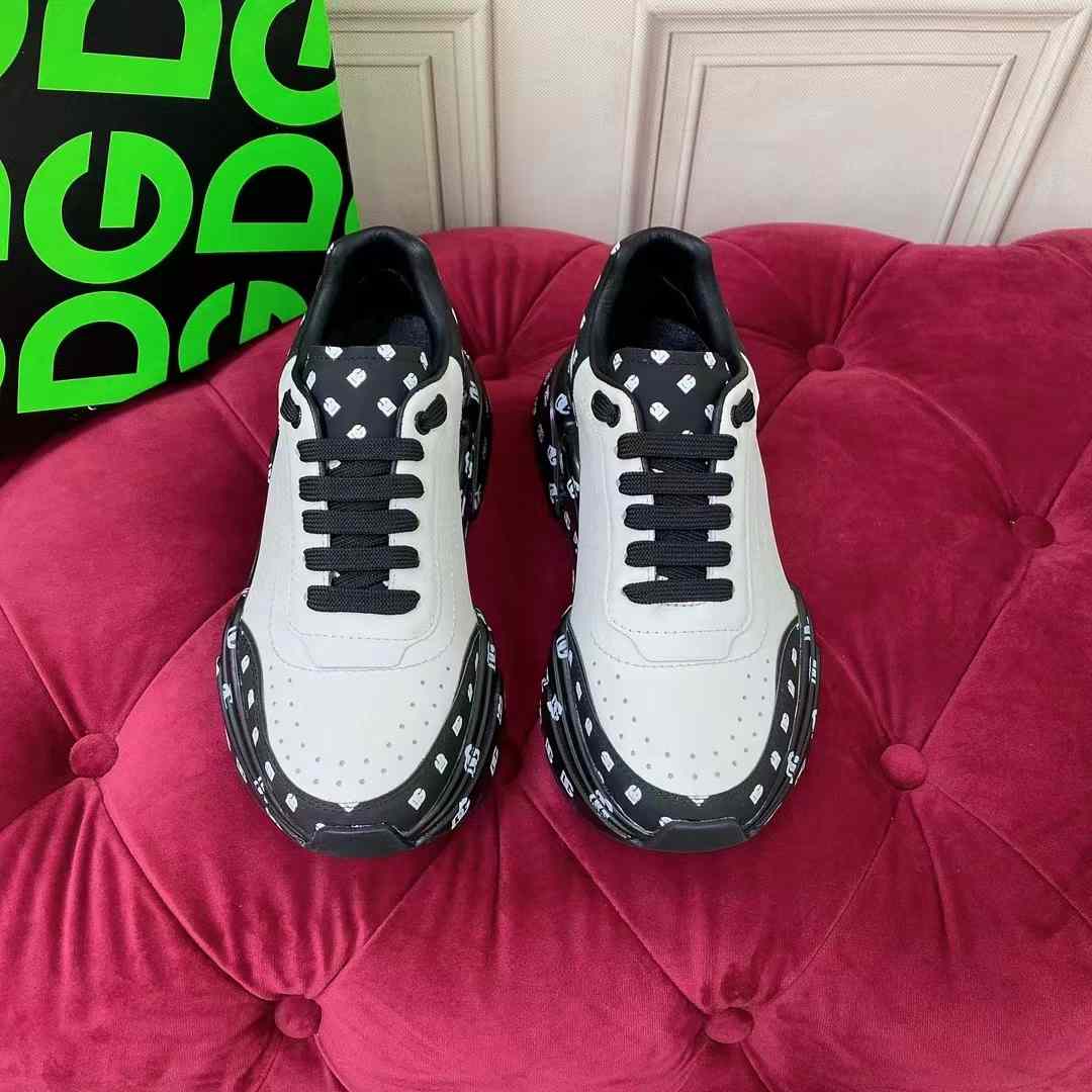 Dolce & Gabbana Calfskin Nappa Daymaster Sneakers - DopestKickz