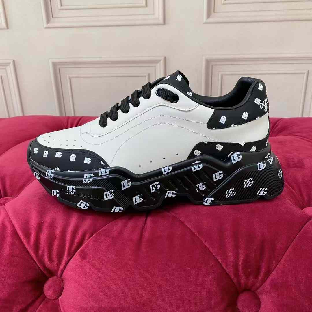 Dolce & Gabbana Calfskin Nappa Daymaster Sneakers - DopestKickz
