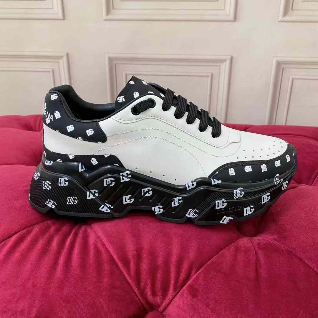 Dolce & Gabbana Calfskin Nappa Daymaster Sneakers - DopestKickz