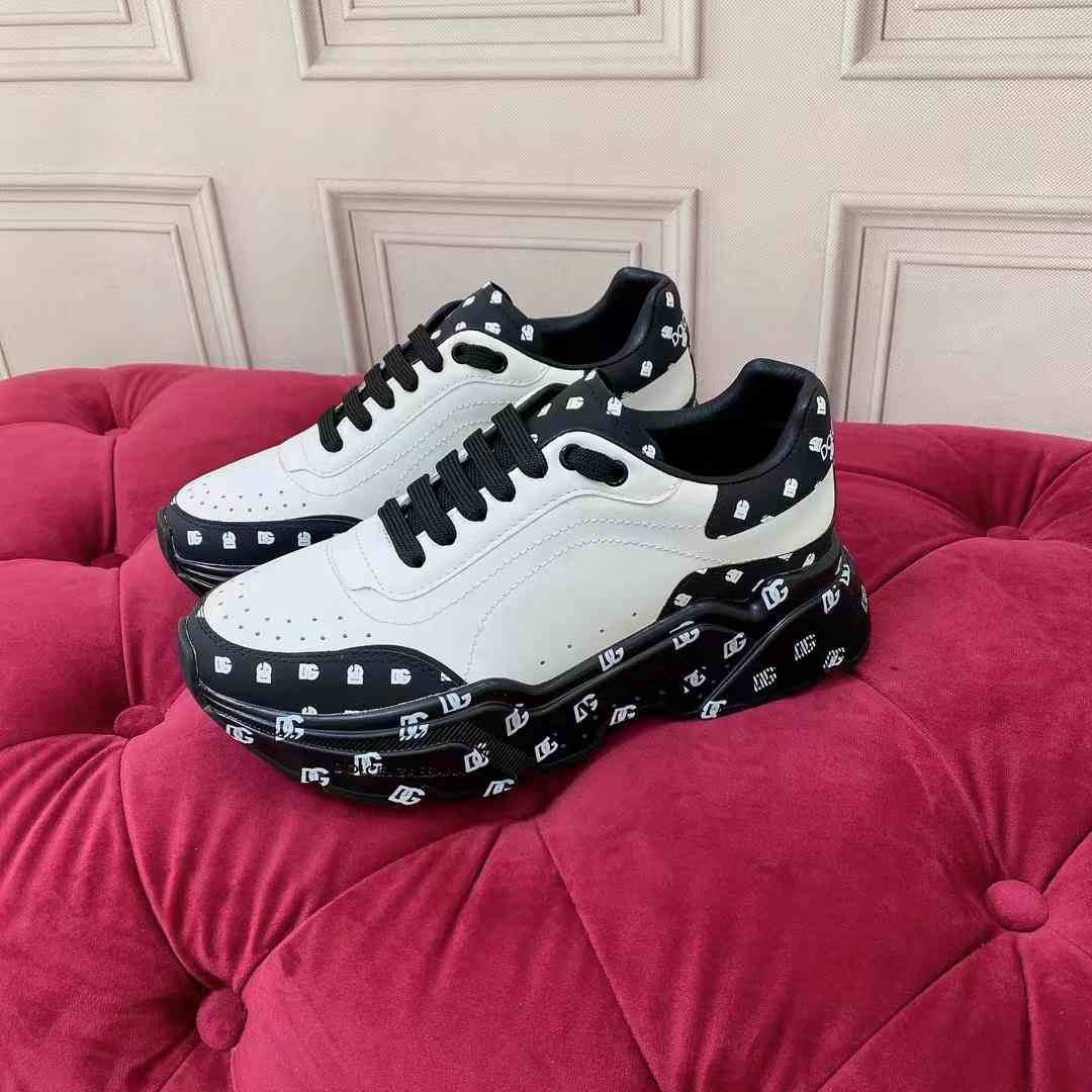 Dolce & Gabbana Calfskin Nappa Daymaster Sneakers - DopestKickz