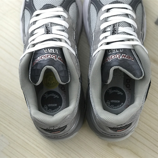 New Balance 990 V3 Sneakers          - DopestKickz