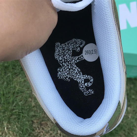 Nike SB Dunk Low Sneakers    854866-331 - DopestKickz