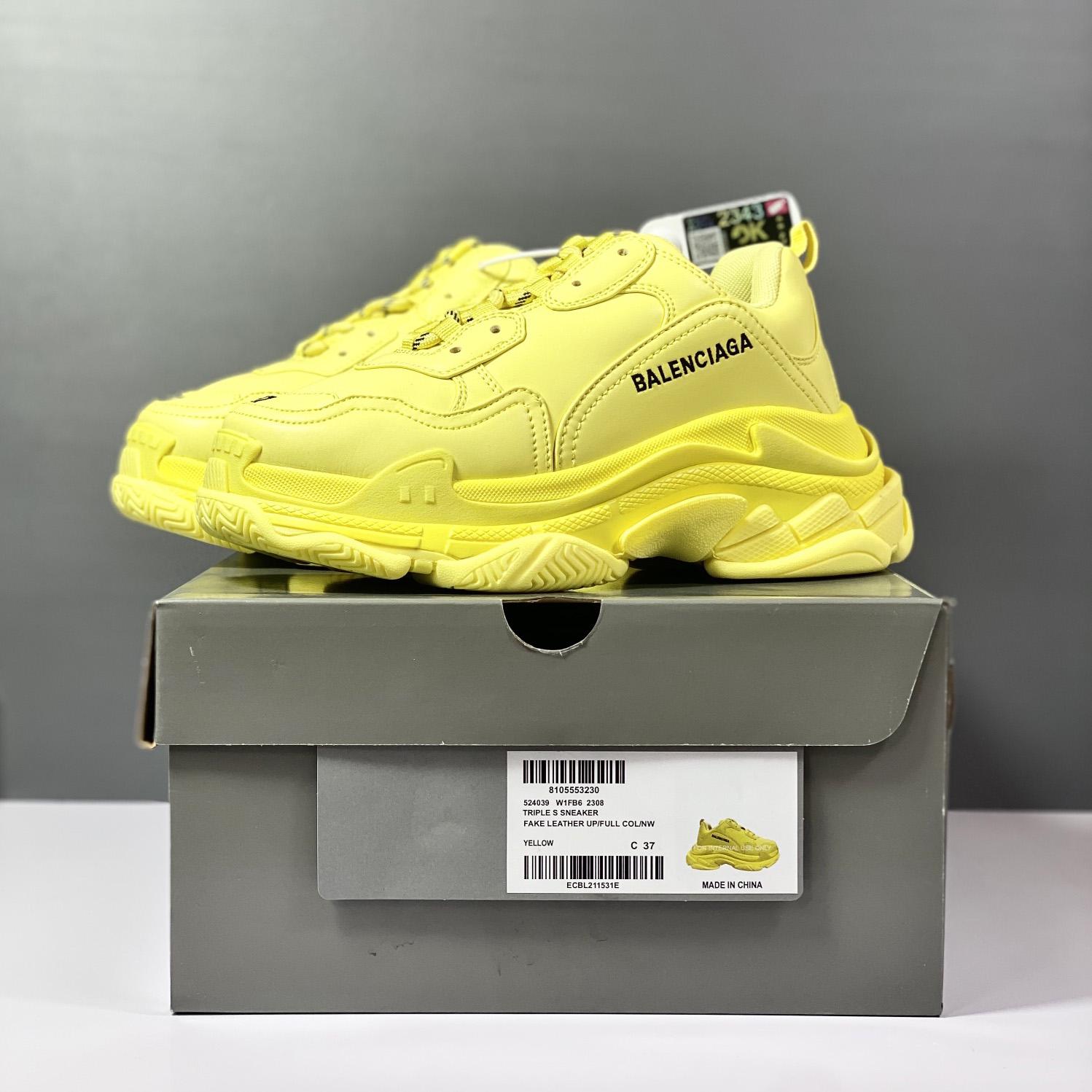 Balenciaga Triple S Sneaker - DopestKickz