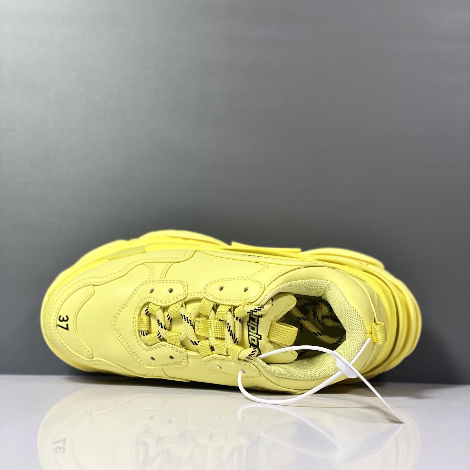 Balenciaga Triple S Sneaker - DopestKickz