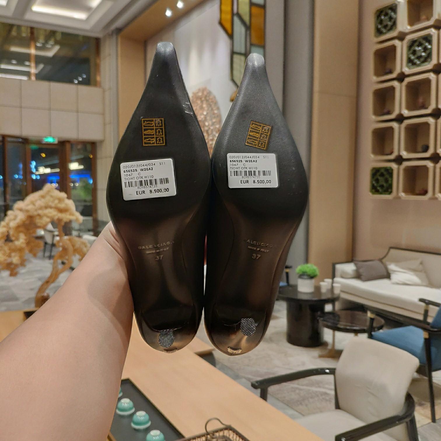 Balenciaga Odeon 90mm Pump  - DopestKickz