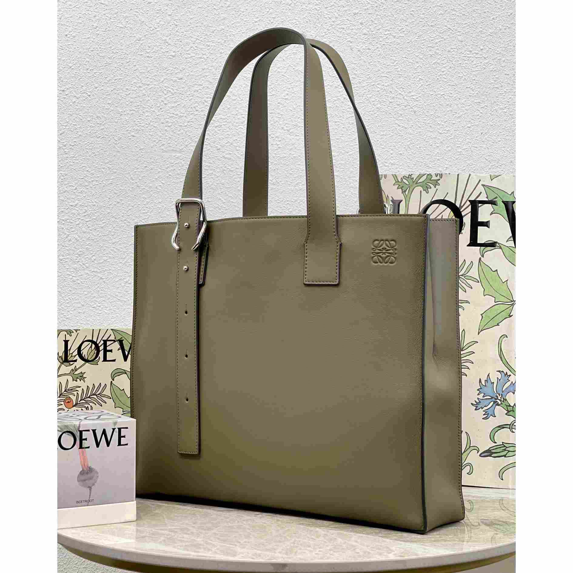 Loewe Buckle Horizontal Tote In Classic Calfskin(38.7-32.9-9.2cm) - DopestKickz