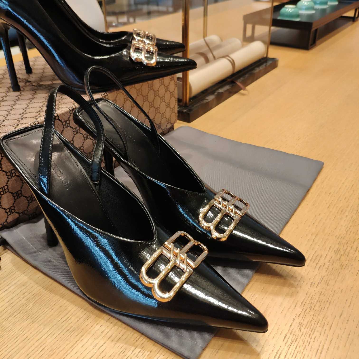 Balenciaga BB Leather Pumps - DopestKickz