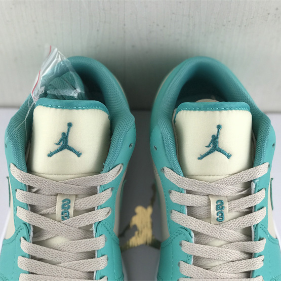 Air Jordan 1 Low Surface Sneaker    DC0774-131 - DopestKickz