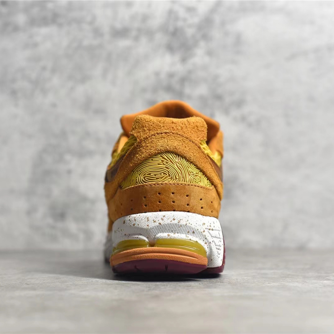 New Balance x SaleheBembury WL2002 Sneakers            - DopestKickz