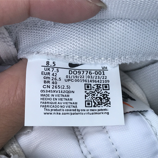 Nike Dunk Low Retro SE''Certifled Fresh''Sneaker    DO9776-001 - DopestKickz