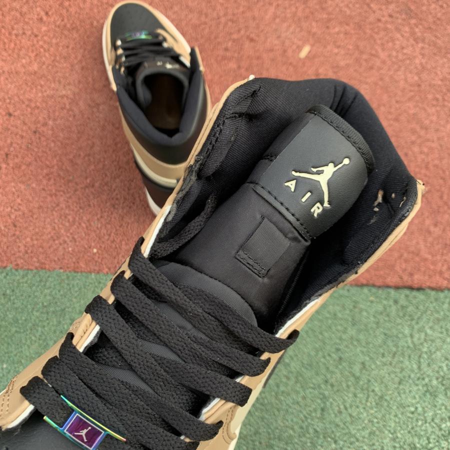 Air Jordan 1 AJ1 Sneaker    AH7389-003 - DopestKickz