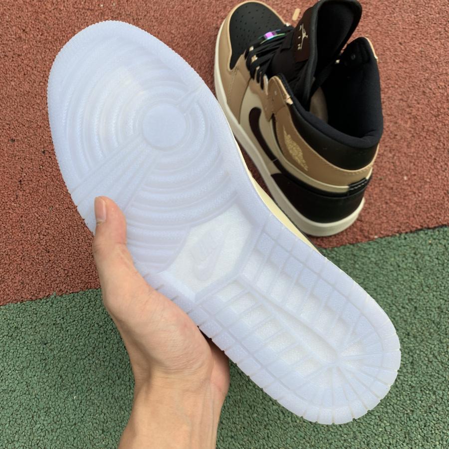 Air Jordan 1 AJ1 Sneaker    AH7389-003 - DopestKickz