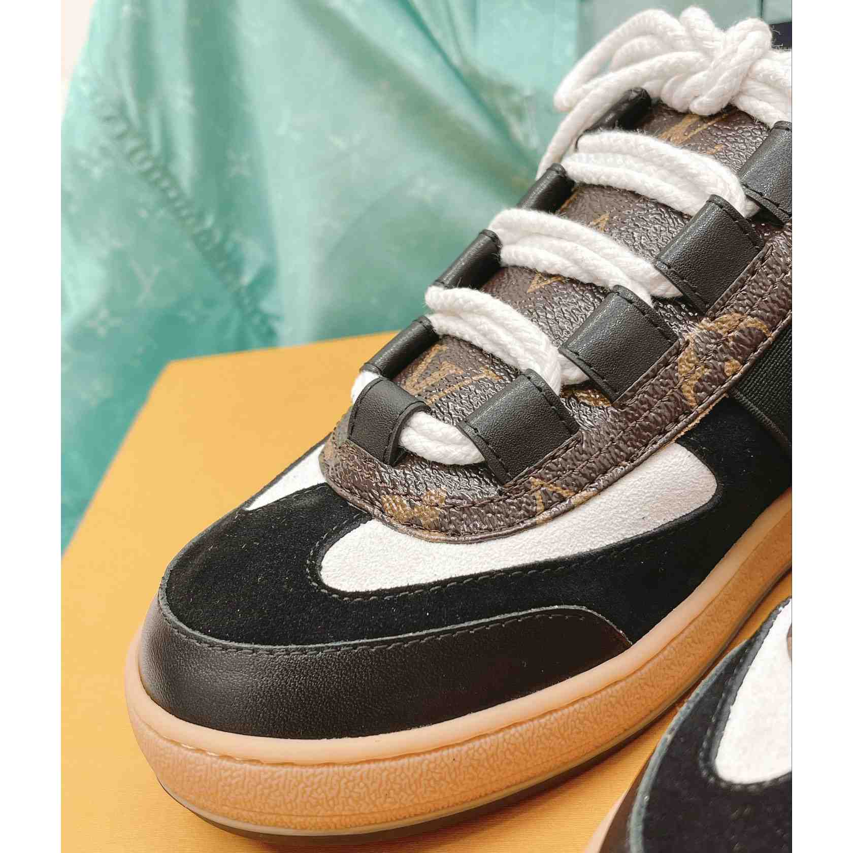 Louis Vuitton Lous Open Back Sneaker    1AAOOH - DopestKickz
