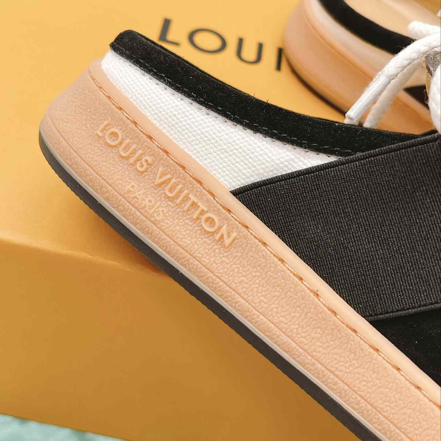 Louis Vuitton Lous Open Back Sneaker    1AAOOH - DopestKickz
