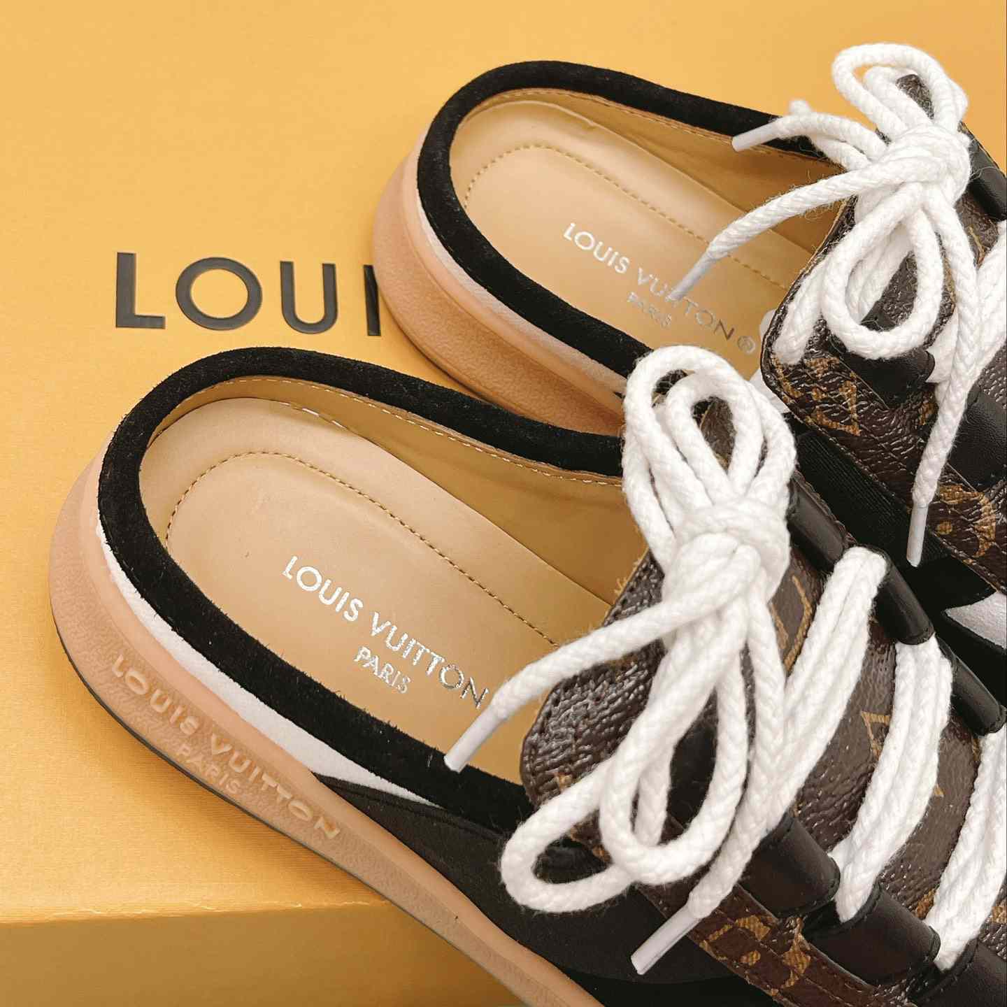 Louis Vuitton Lous Open Back Sneaker    1AAOOH - DopestKickz