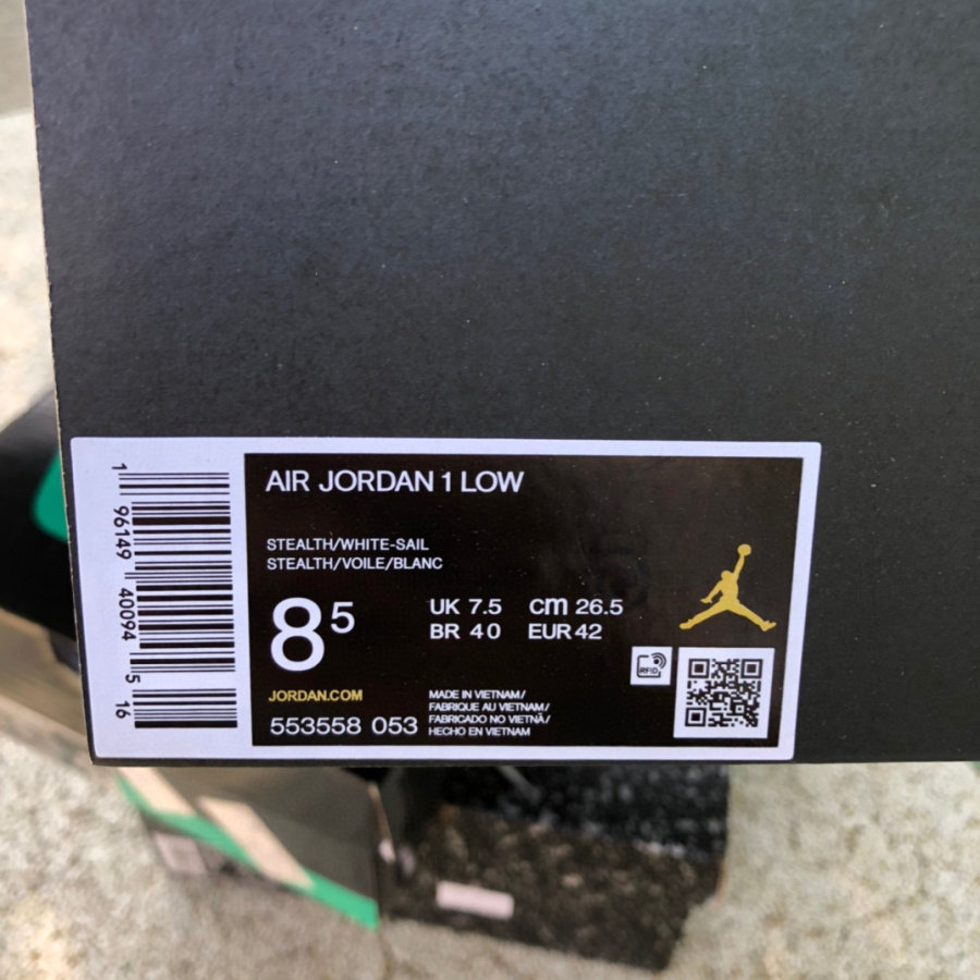 Air Jordan 1 Low Shadow Toe AJ1 Sneaker    553558-115 - DopestKickz