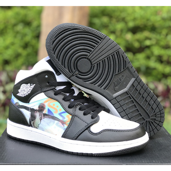 Air Jordan 1 Mid (GS） Sneaker      DR9495-001 - DopestKickz
