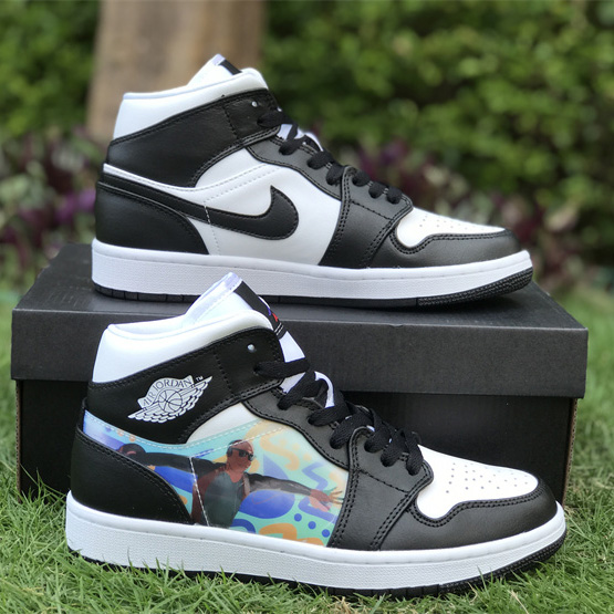 Air Jordan 1 Mid (GS） Sneaker      DR9495-001 - DopestKickz