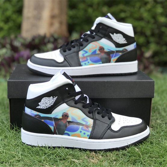 Air Jordan 1 Mid (GS） Sneaker      DR9495-001 - DopestKickz