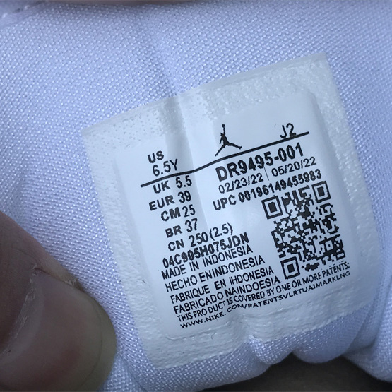 Air Jordan 1 Mid (GS） Sneaker      DR9495-001 - DopestKickz