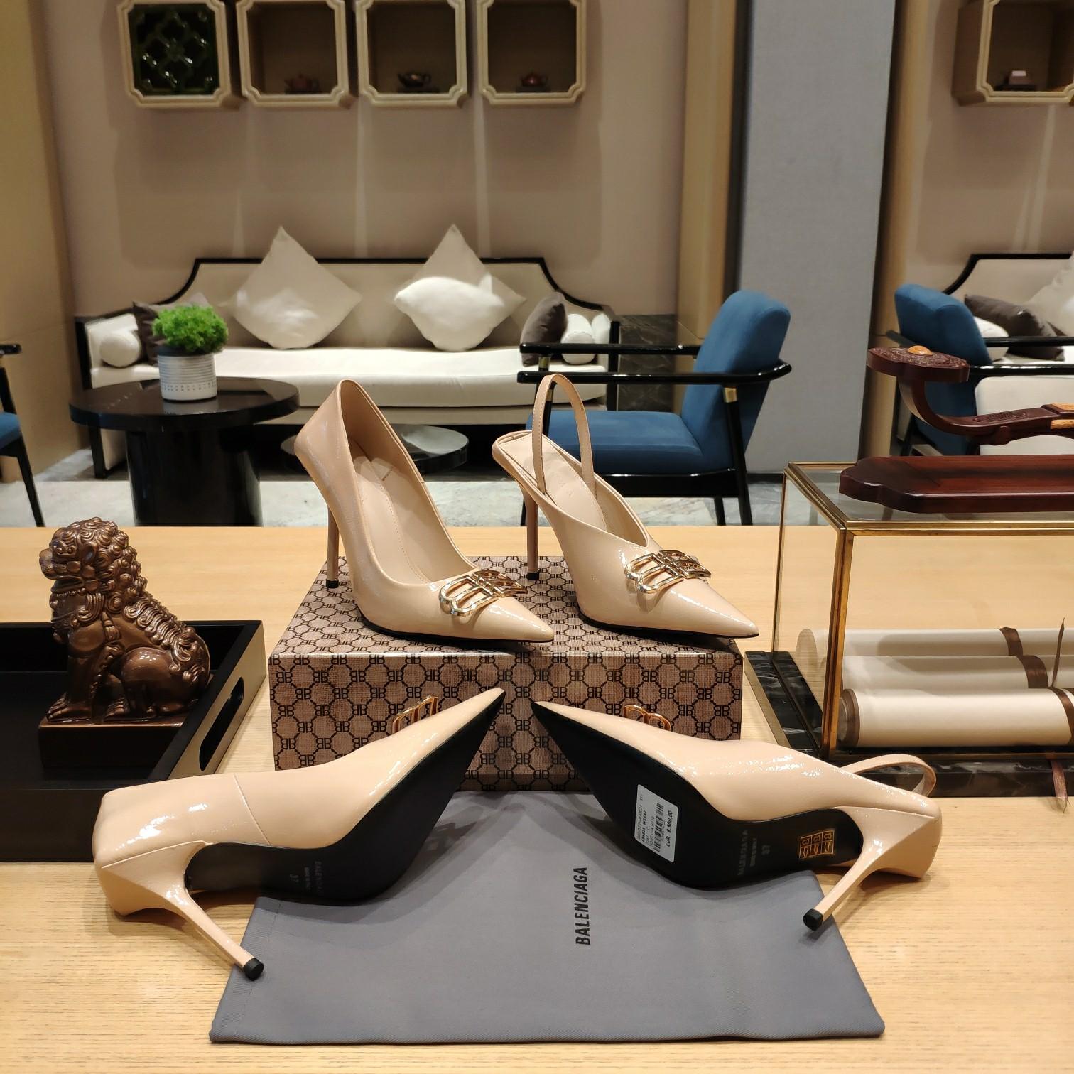 Balenciaga BB Leather Pumps - DopestKickz