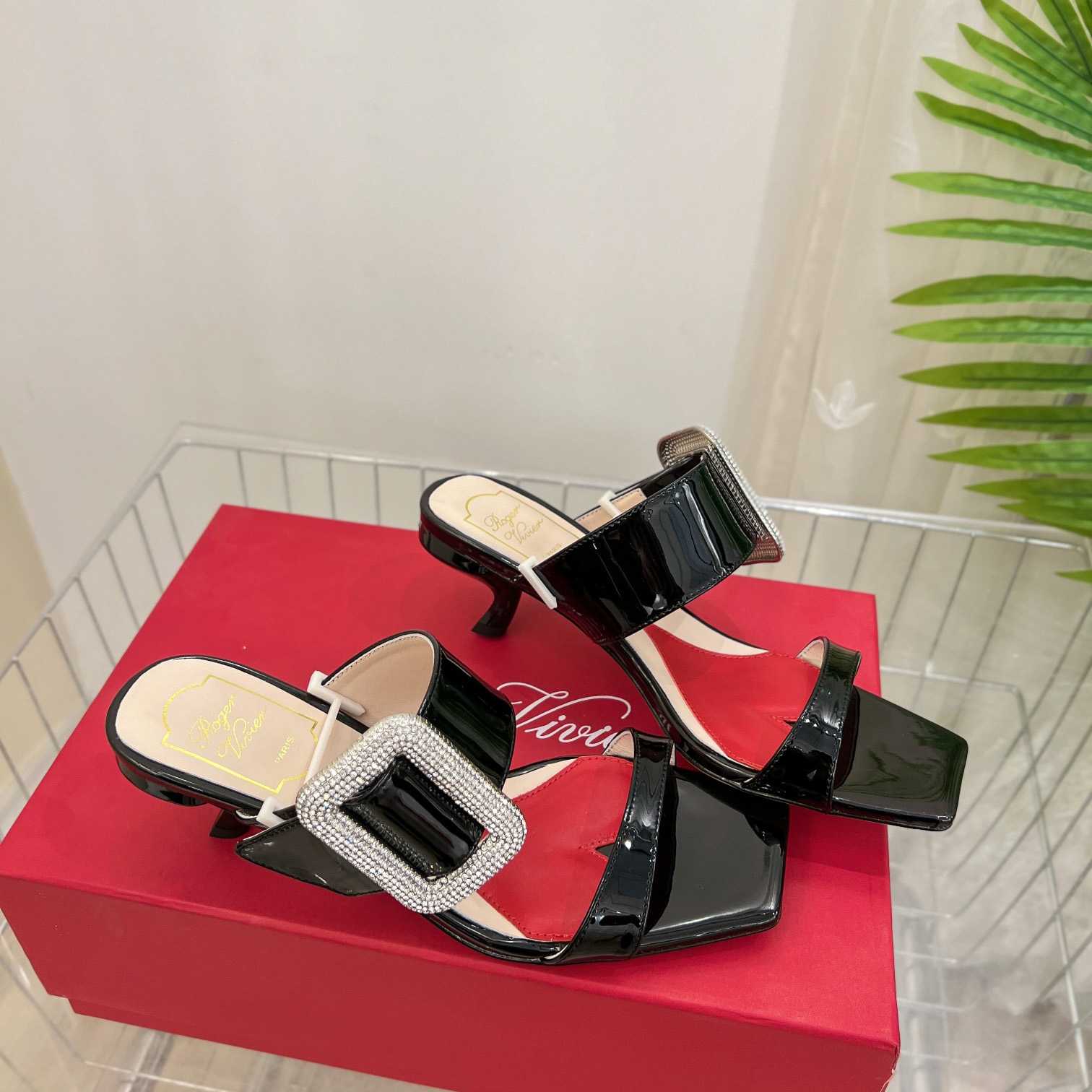 Roger Vivier Viv' Choc Side Strass Buckle Mules In Leather - DopestKickz