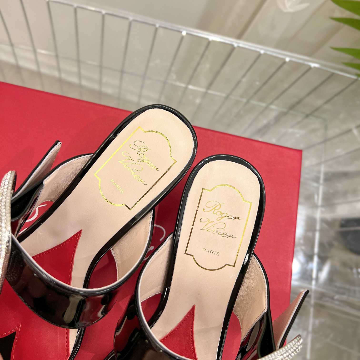 Roger Vivier Viv' Choc Side Strass Buckle Mules In Leather - DopestKickz