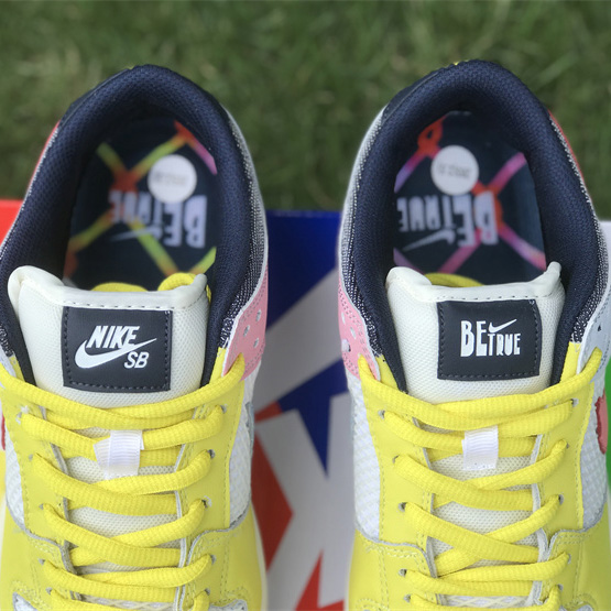 Nike SB Dunk Low Sneaker    DX5933-900 - DopestKickz