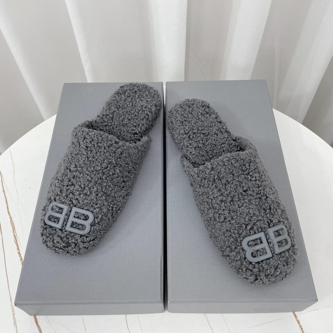 Balenciaga Cosy BB Mule In Grey Fake Shearling - DopestKickz