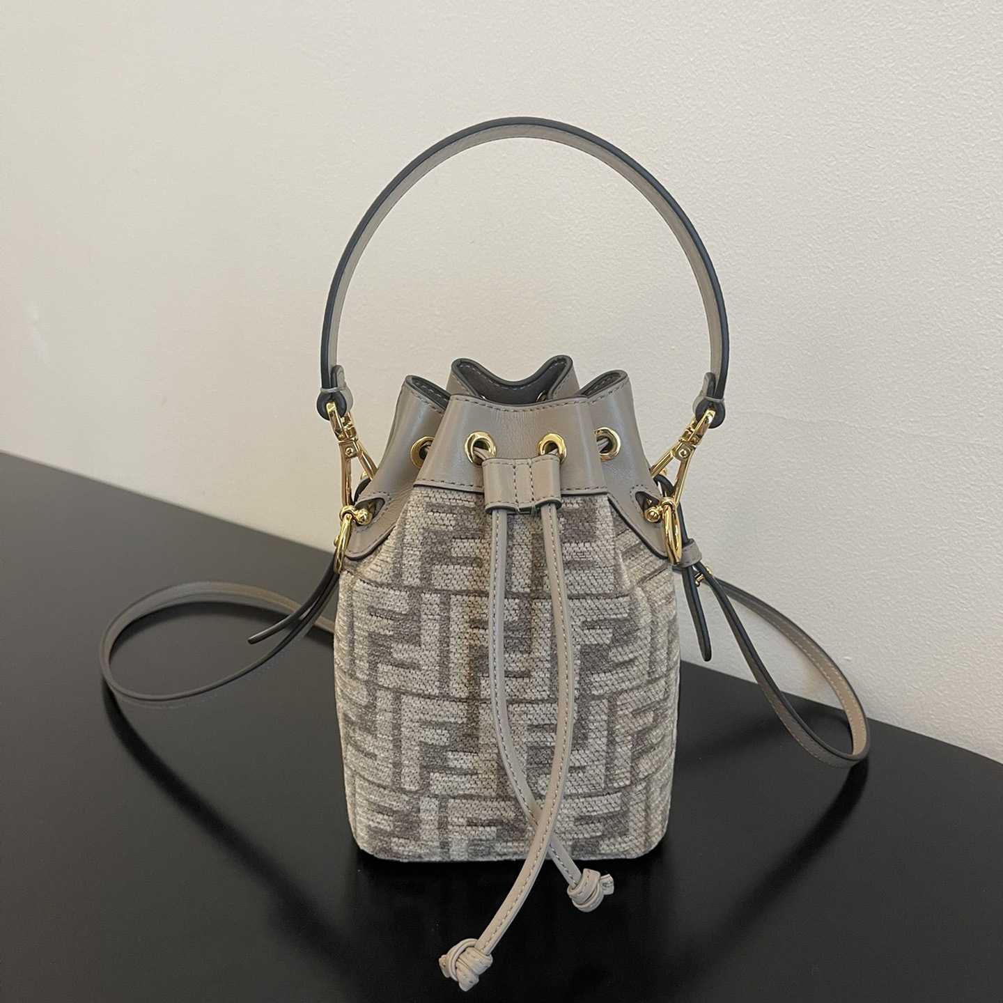 Fendi 'Mon Tresor' Bucket Bag(12-18-10cm) - DopestKickz