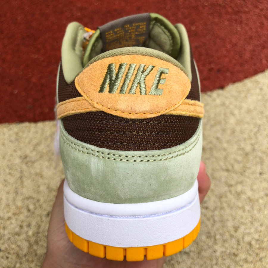 Nike Dunk Low“Dusty Olive ”Sneaker  DH5360-300 - DopestKickz