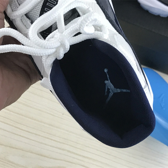 Air Jordan 11  Sneaker    378037-123 - DopestKickz