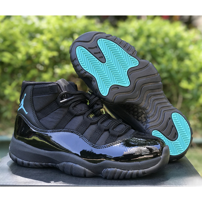 Air Jordan 11  Sneaker    378037-006 - DopestKickz