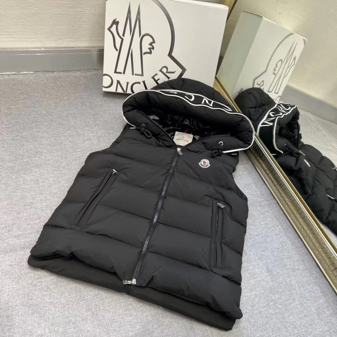 Moncler Cardamine Down Vest - DopestKickz