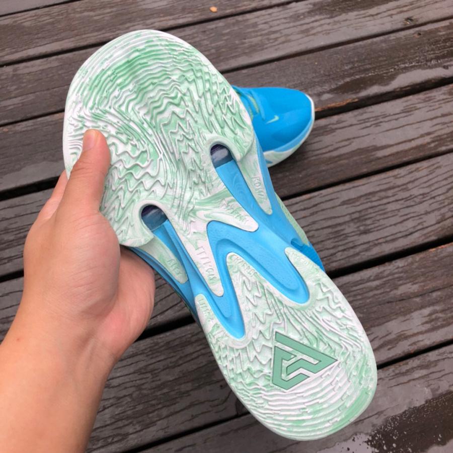 Nike Air Zoom Freak 4 EP Sneaker     DJ6149-404 - DopestKickz
