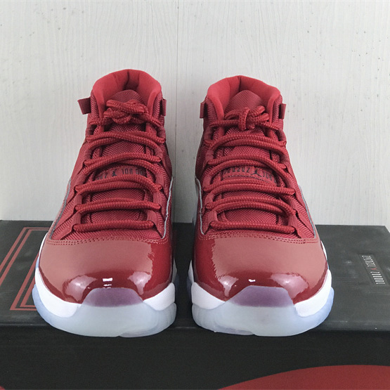 Air Jordan 11  Sneaker    378037-623  - DopestKickz