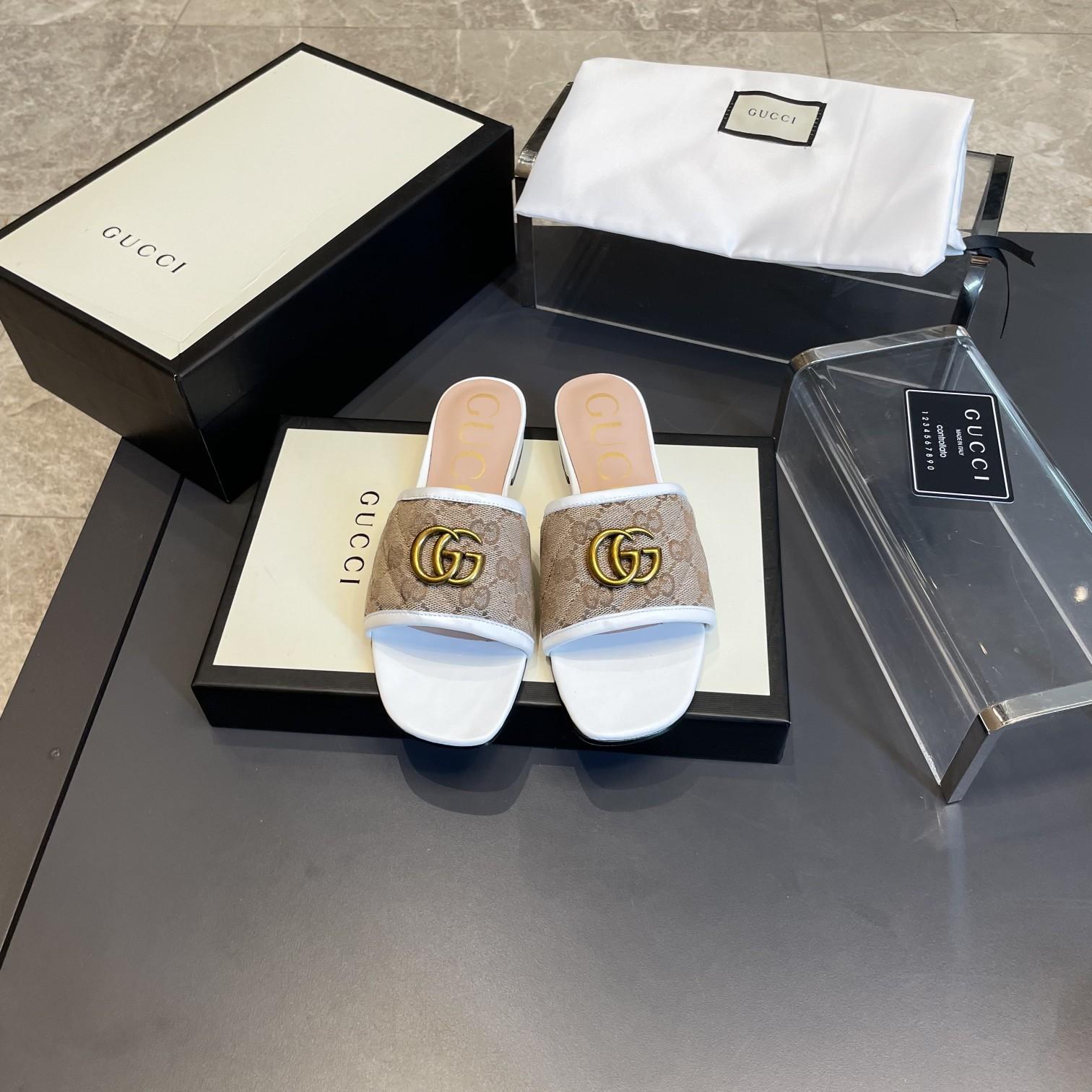 Gucci Women's slide sandal with Double G - DopestKickz