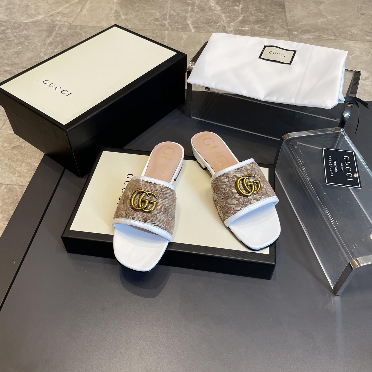 Gucci Women's slide sandal with Double G - DopestKickz