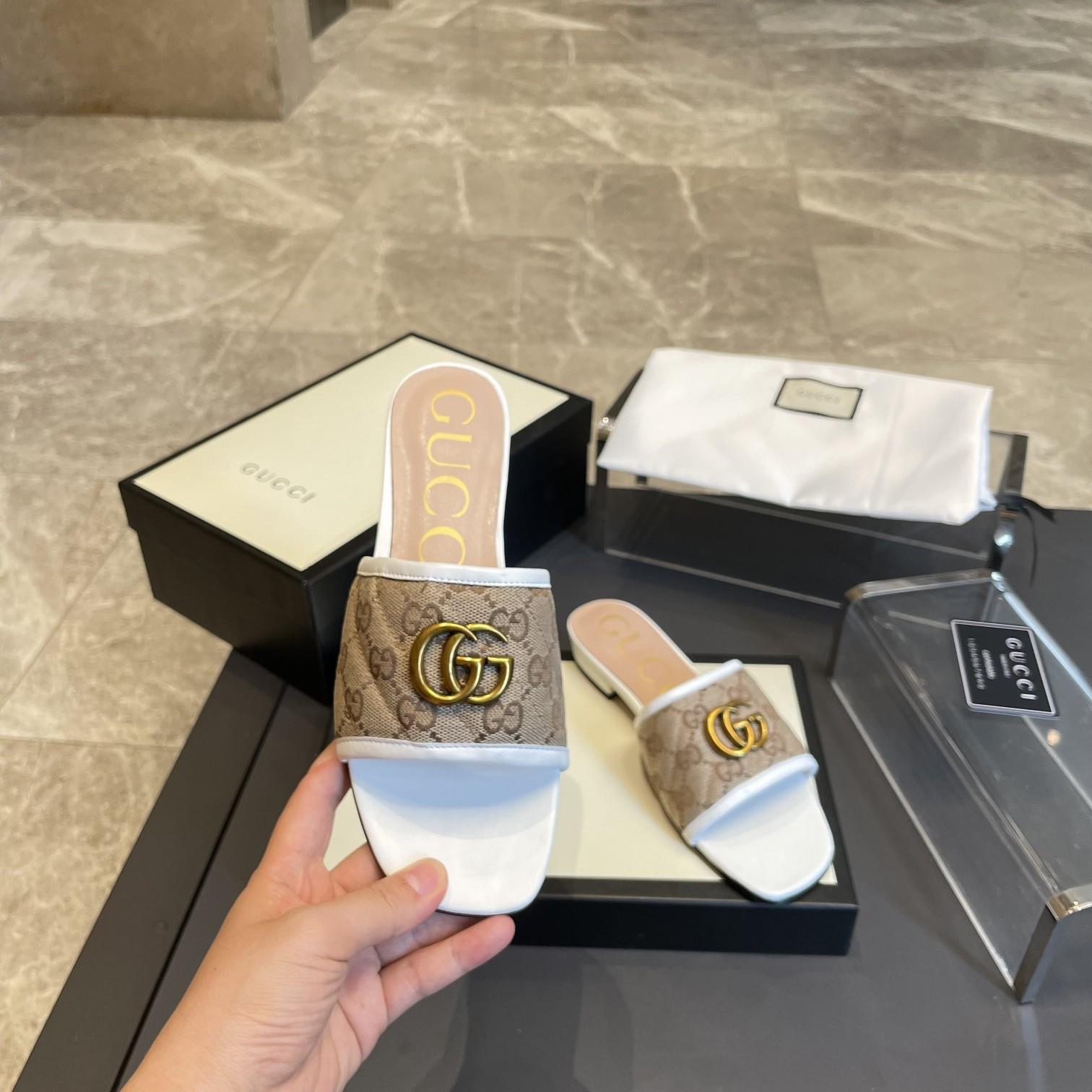 Gucci Women's slide sandal with Double G - DopestKickz
