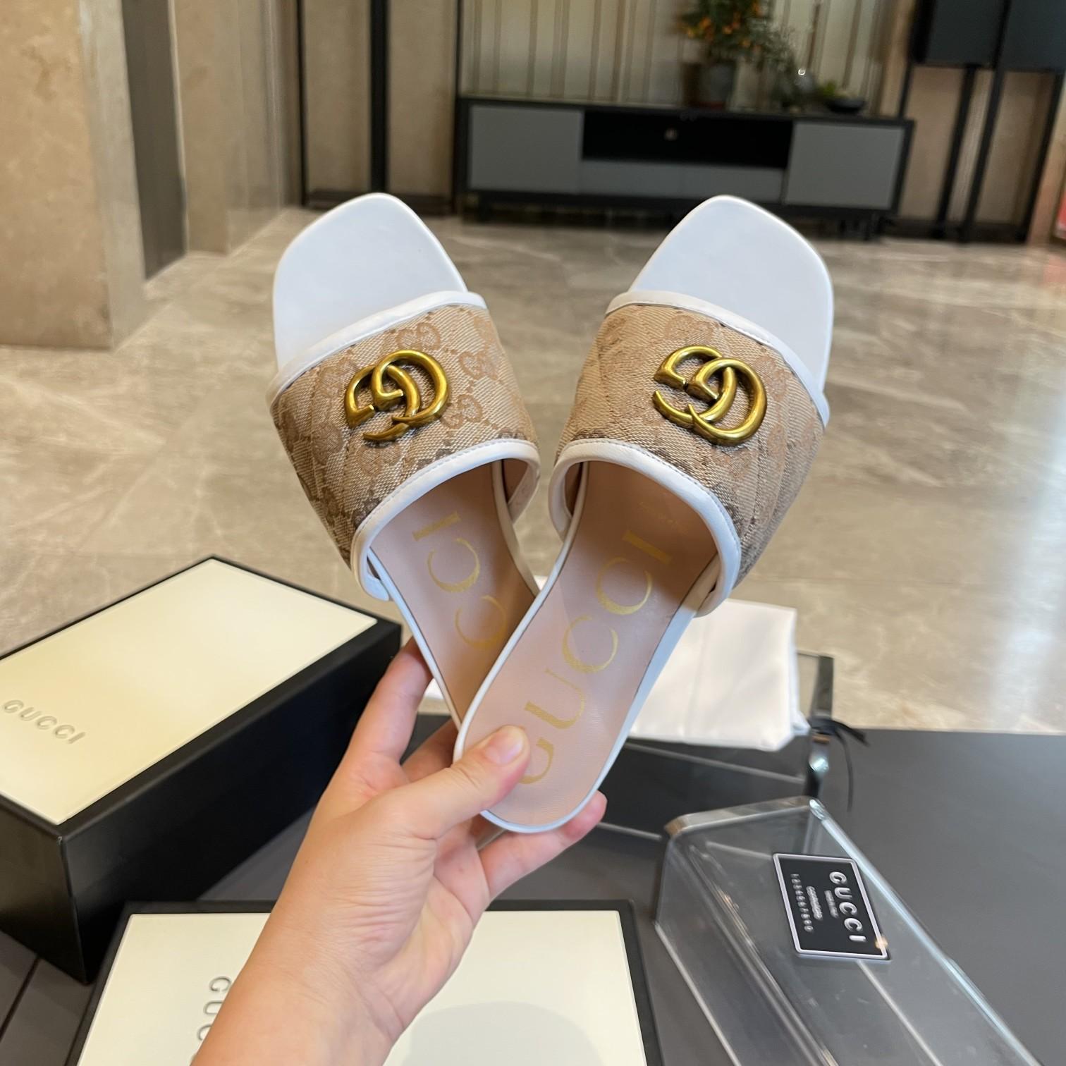 Gucci Women's slide sandal with Double G - DopestKickz